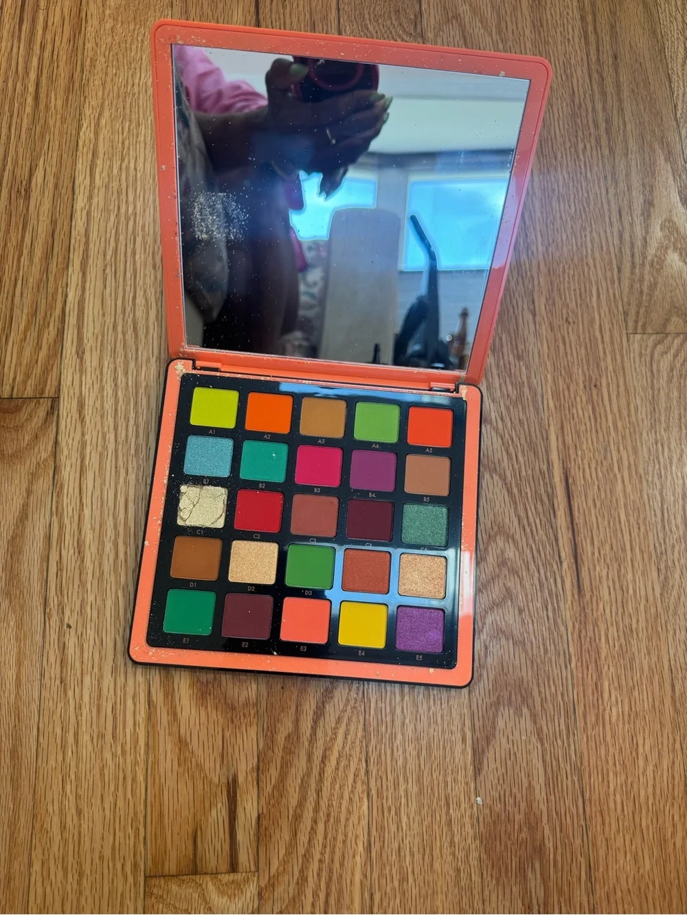 Norvina Orange Eyeshadow Palette - Vibrant Orange Shades